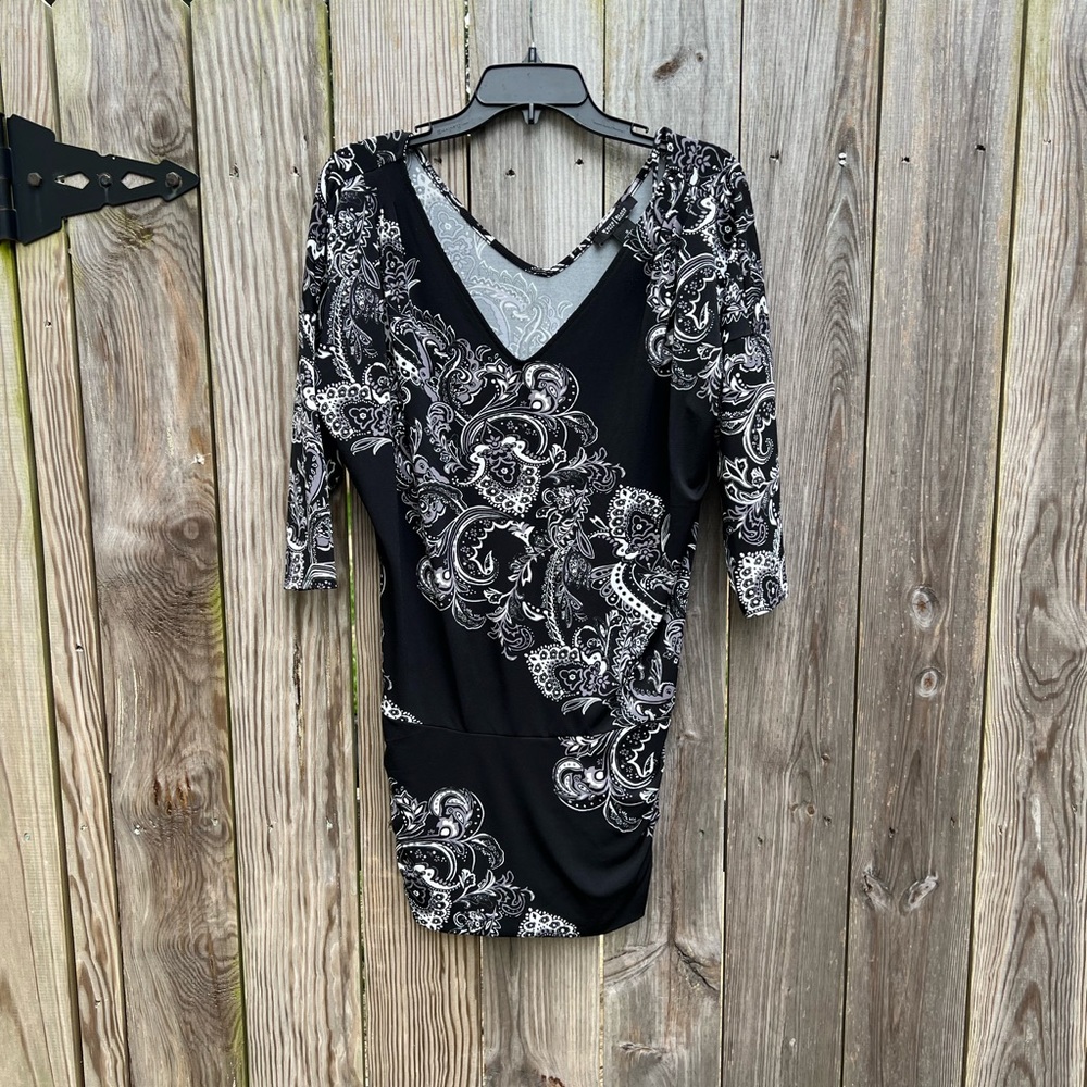 WHBM Paisley Ruched Dress with V Neck and tie Women’s Small - Picture 3 of 10